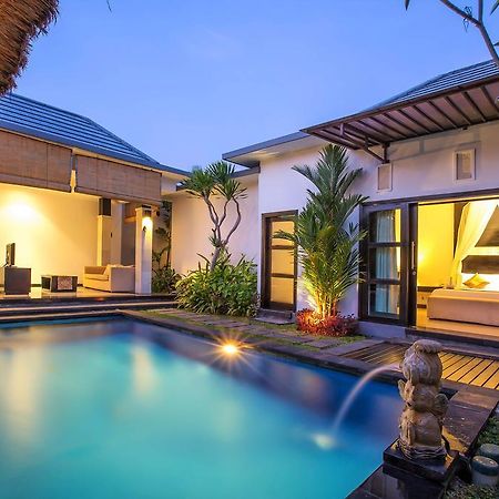 La Villais Kamojang Hotel Seminyak Exterior photo