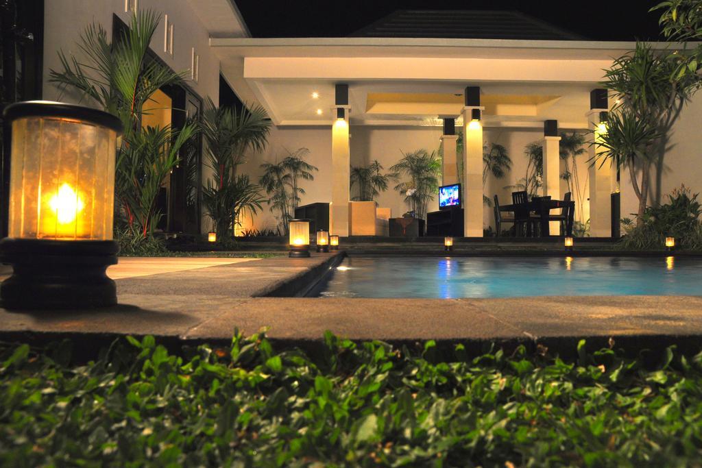 La Villais Kamojang Hotel Seminyak Room photo