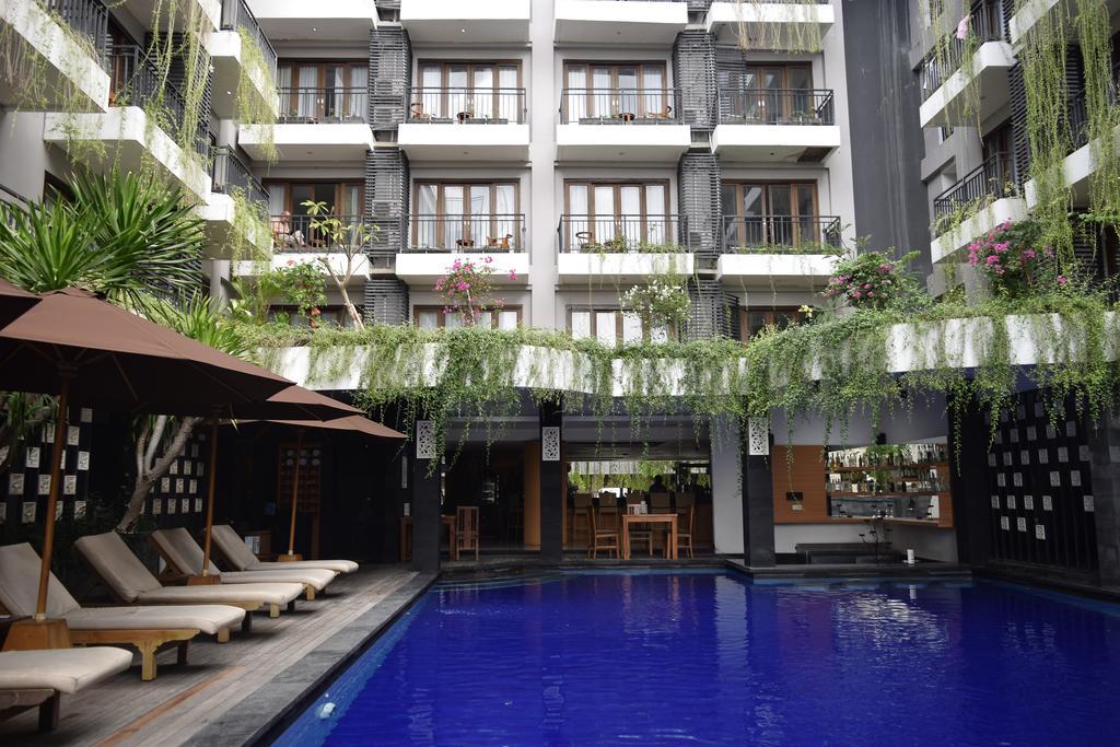 La Villais Kamojang Hotel Seminyak Exterior photo