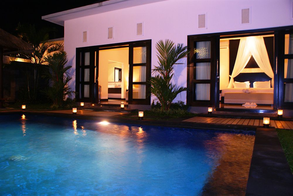 La Villais Kamojang Hotel Seminyak Exterior photo