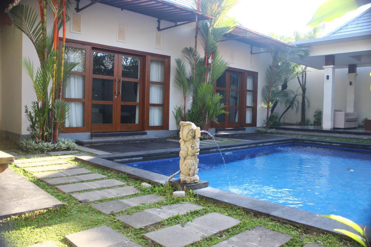 La Villais Kamojang Hotel Seminyak Exterior photo